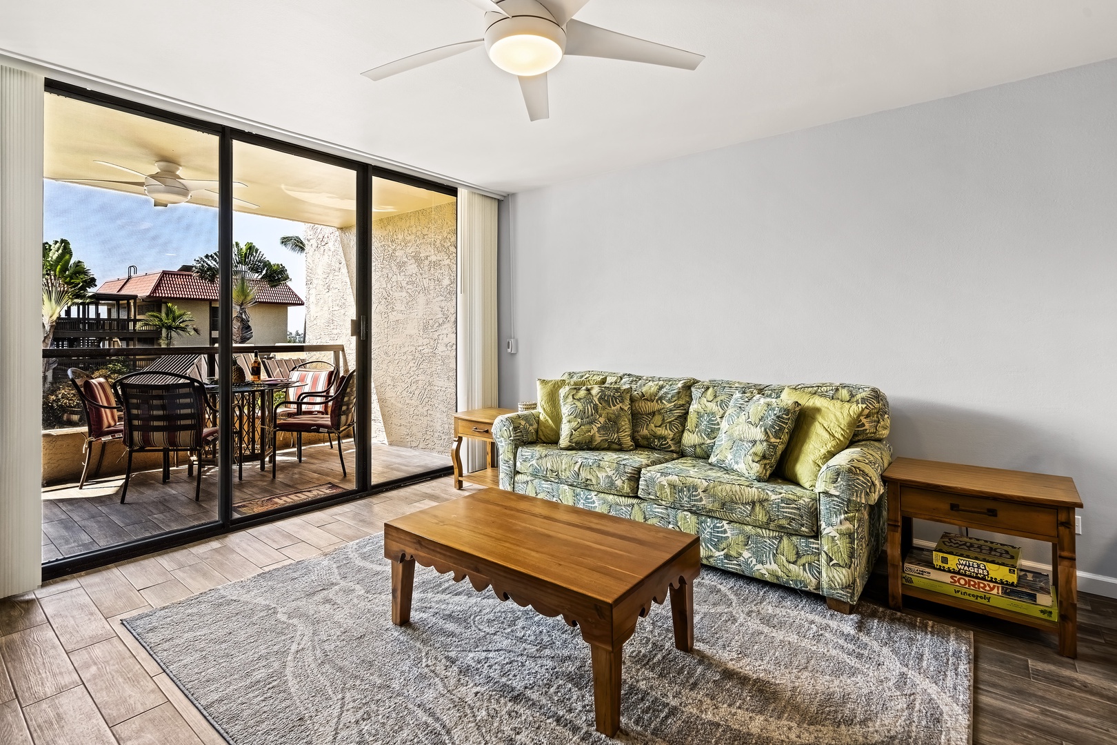 Kailua Kona Vacation Rentals, Kona Pacific B310 - Queen sleeper sofa equipped couch