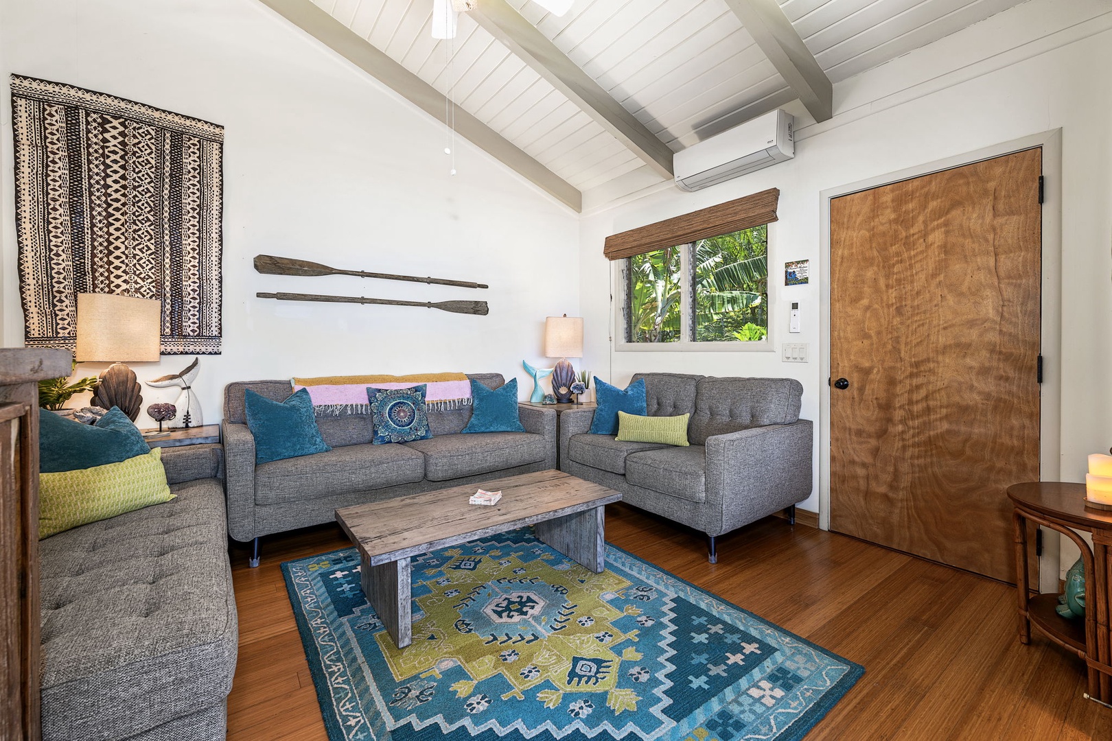 Kamuela Vacation Rentals, Island Time Retreat - The den offers a quiet retreat off the main living space, with a TV for relaxing between island adventures.