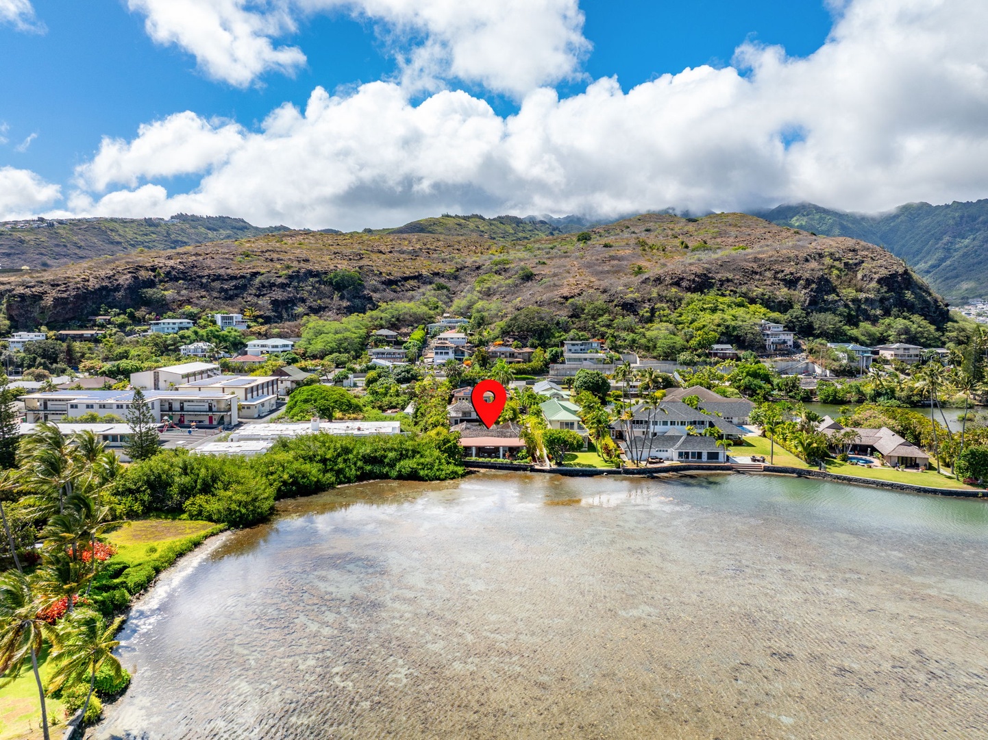 Honolulu Vacation Rentals, The Lagoon House 3BR - Tranquil lagoon lined with residences, where tropical foliage meets the shoreline.
