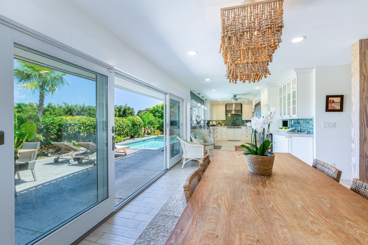 Princeville Vacation Rentals, Hokulani Villa - The view of the pool from the dining area.