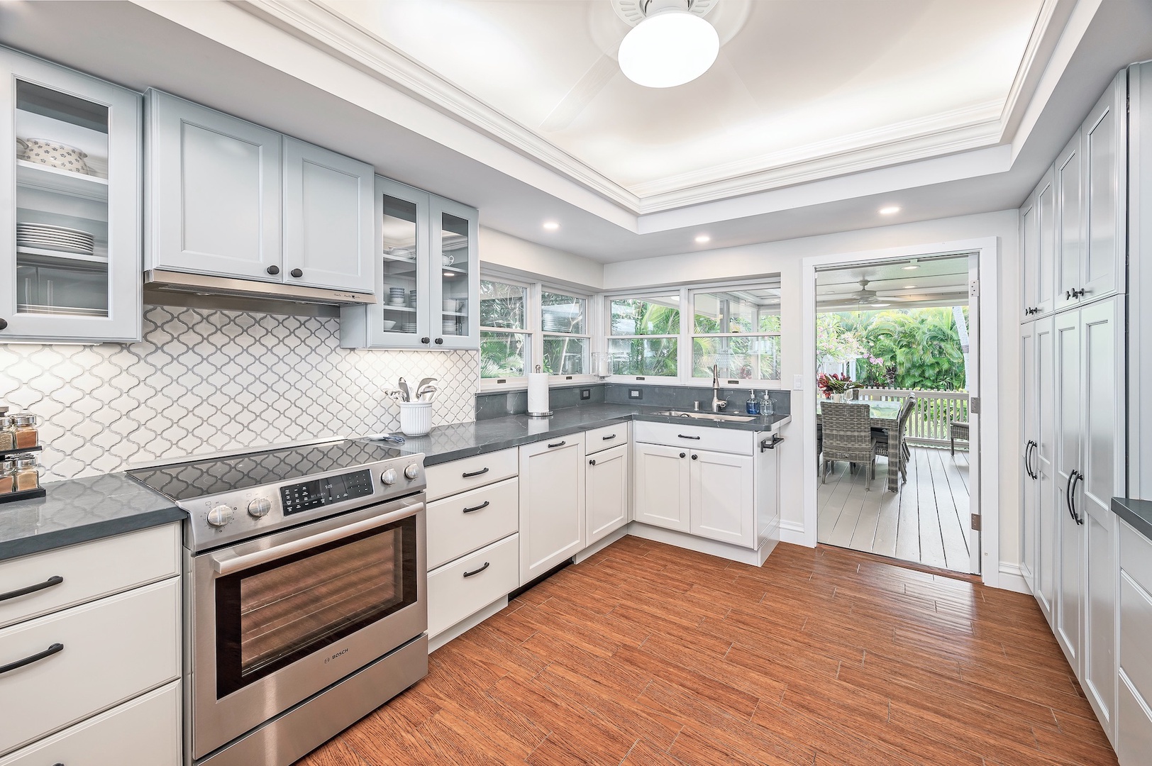 Kailua Vacation Rentals, Lanikai Seashore - The kitchen is fully equipped with state-of-the-art appliances