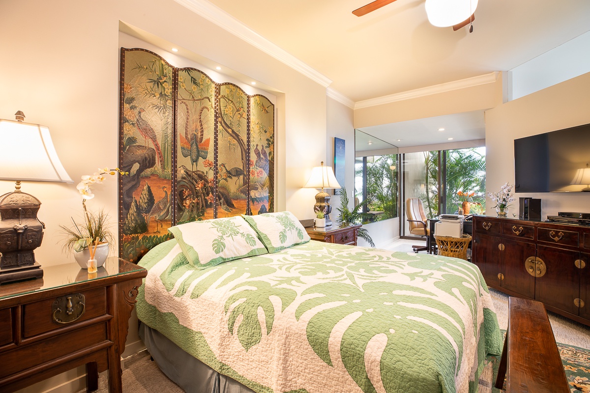 Kamuela Vacation Rentals, Mauna Lani Point B105 - Primary Bedroom with king bed
