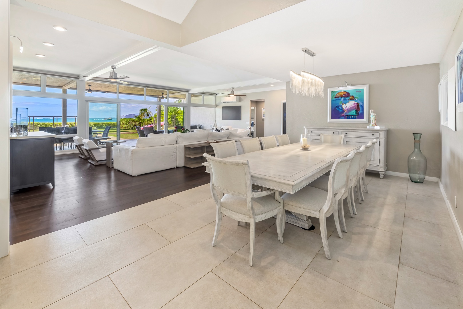 Honolulu Vacation Rentals, Nanea Kai Villa - Seamless flow and connection with an open-concept space.