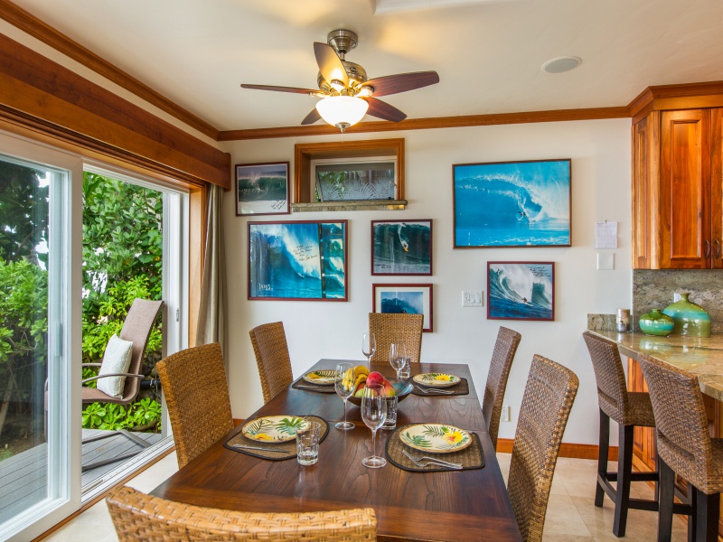 Haleiwa Vacation Rentals, Pipeline House (Oahu KC) - Dining area with ocean views.