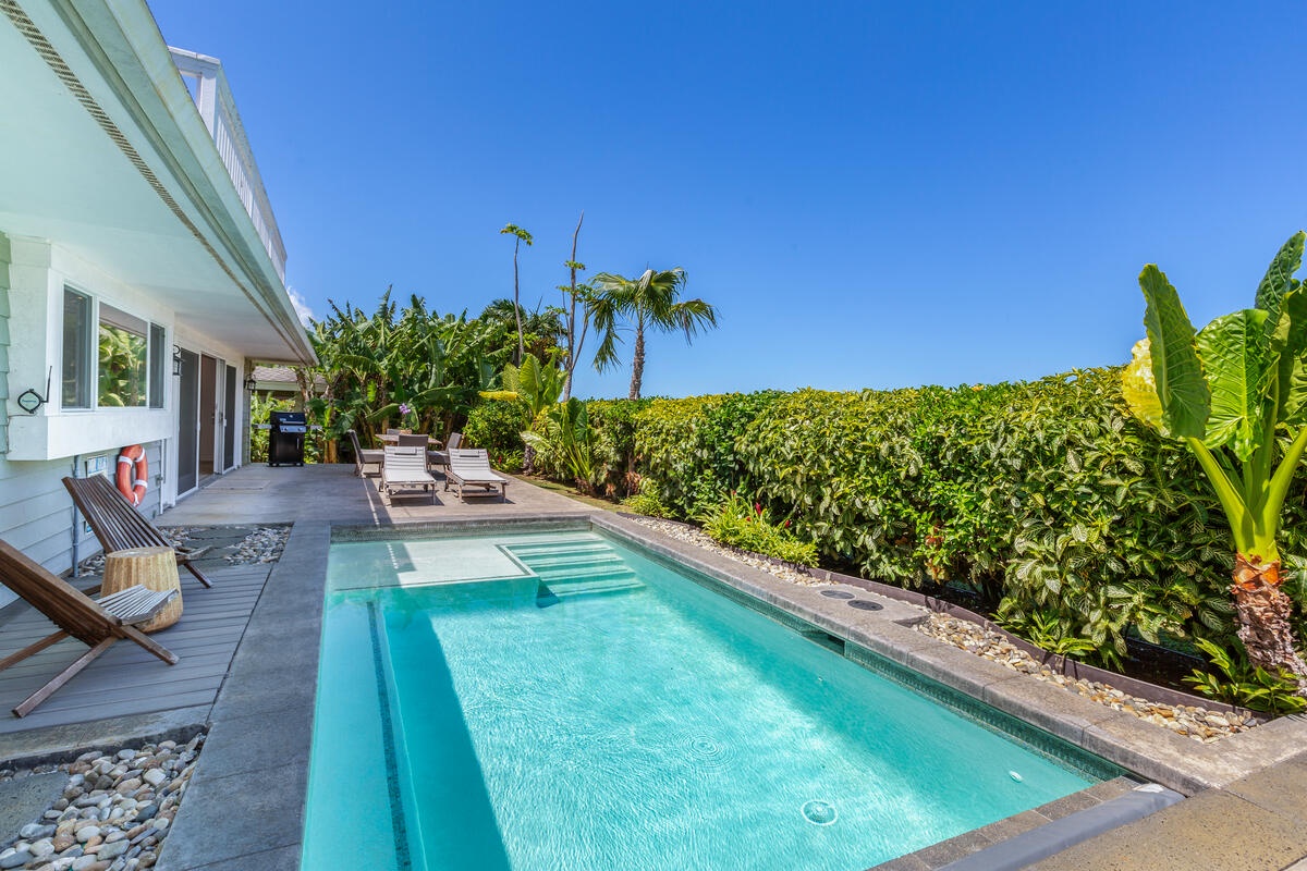 Princeville Vacation Rentals, Hokulani Villa - Take a refreshing dip and soak up the Hawaiian sun.