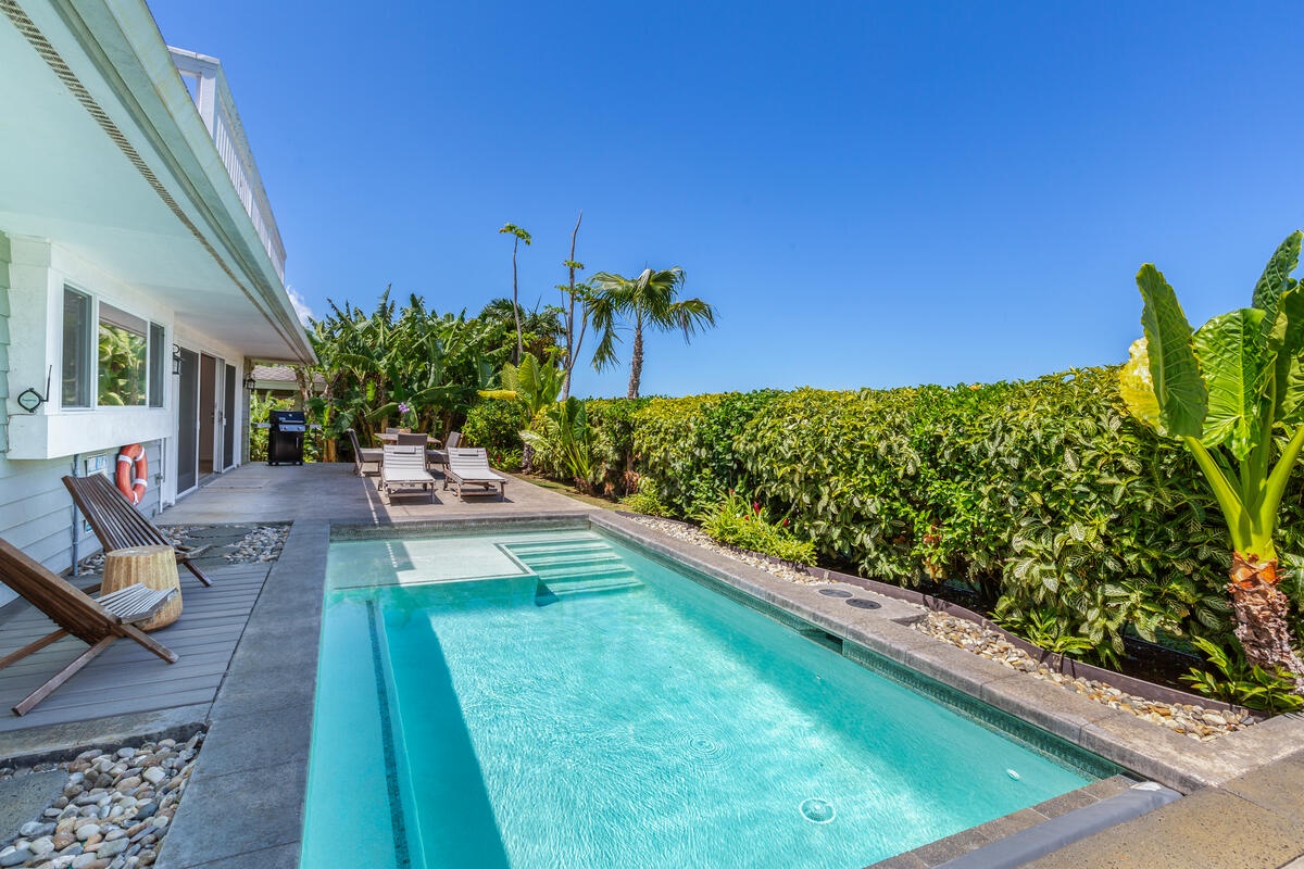 Princeville Vacation Rentals, Hokulani Villa - Take a refreshing dip and soak up the Hawaiian sun.