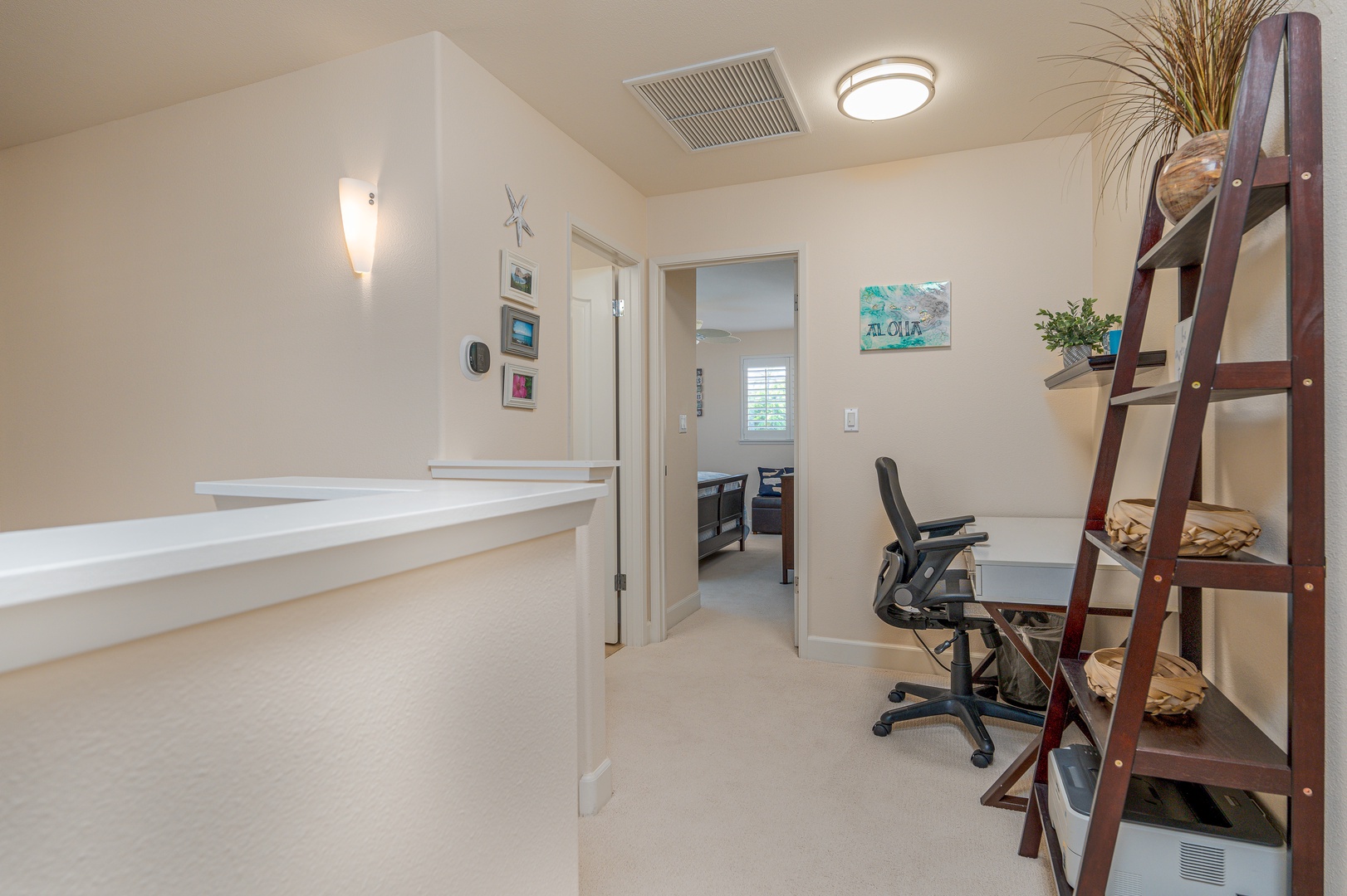Kapolei Vacation Rentals, Ko Olina Kai 1097C - Your home comes with a dedicated work space to stay productive while on play!