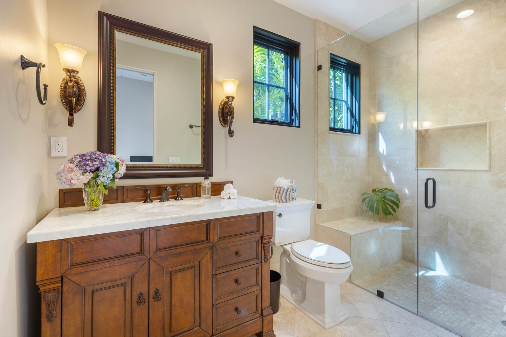 Honolulu Vacation Rentals, Royal Kahala Estate - Full bath with a walk-in shower in a glass enclosure.