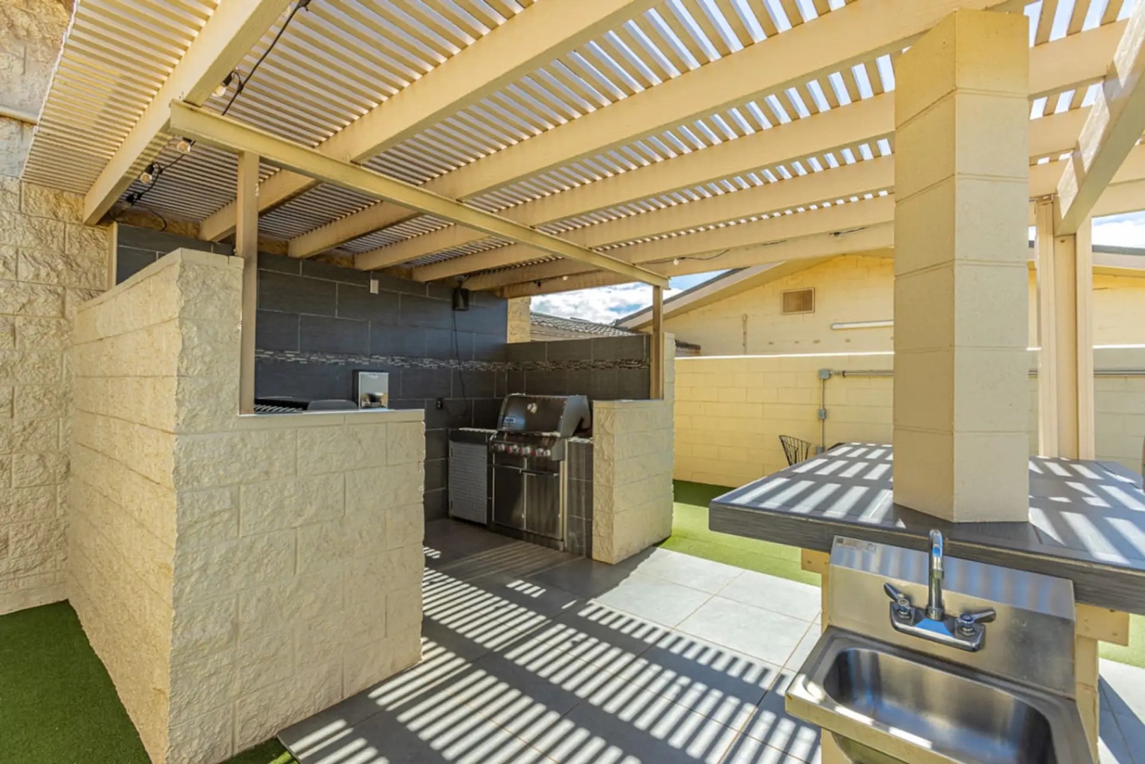 Kihei Vacation Rentals, Kamaole Beach Royal 610 - The rooftop kitchen comes with its own prep sink, so dinner never has to go back downstairs.