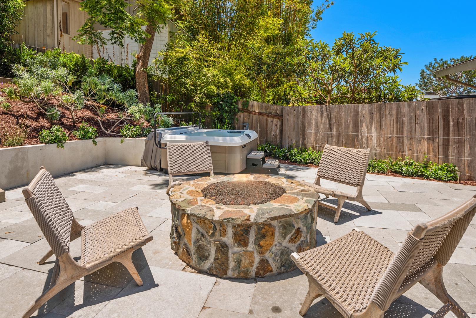 Del Mar Vacation Rentals, Del Mar Zuni Delight - This single-story gem is just a few blocks from the Village shops, restaurants, and beaches, making it the perfect spot for your next coastal getaway