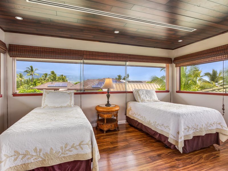 Kailua Kona Vacation Rentals, Blue Water - Two Twin in the loft