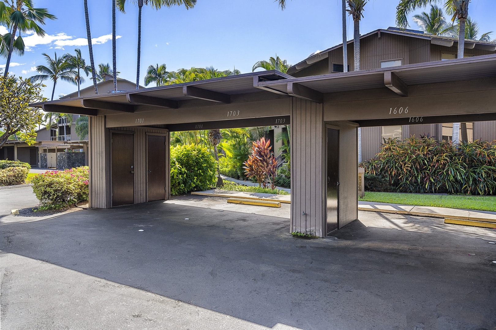 Kailua Kona Vacation Rentals, Kanaloa at Kona 1606 - Assigned parking stall for the unit