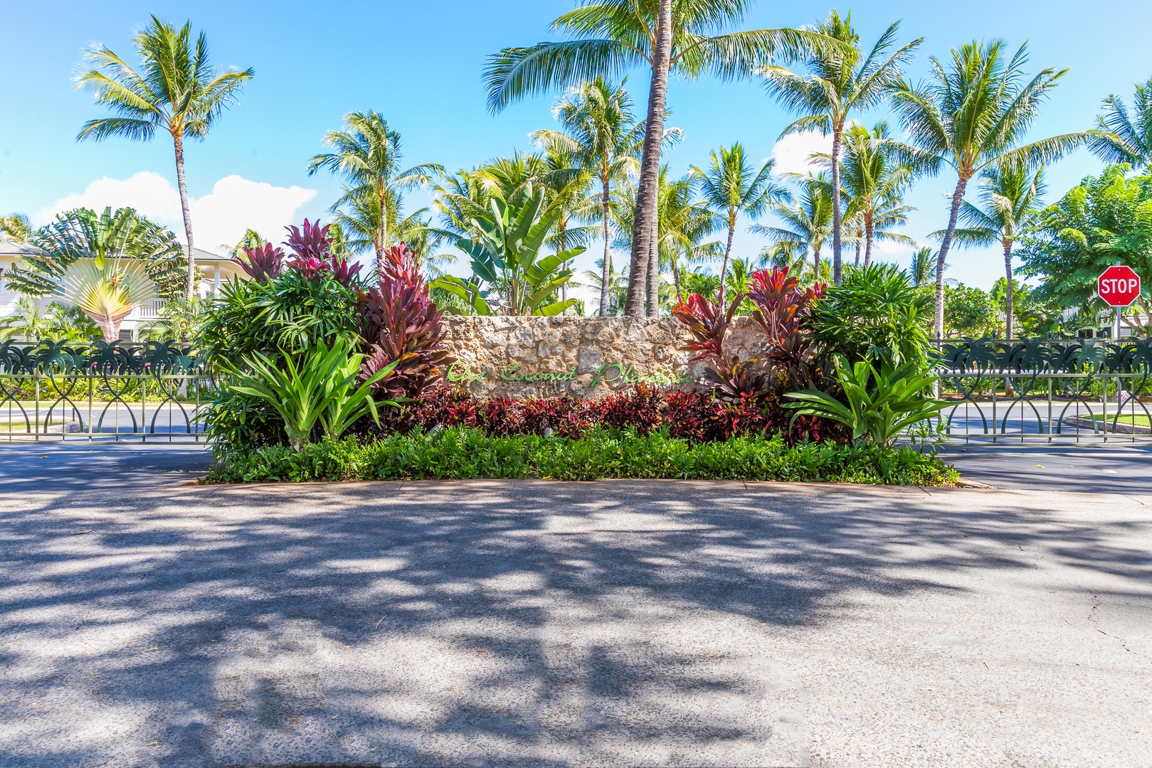 Kapolei Vacation Rentals, Coconut Plantation 1208-2 - Entrance area at the resort.