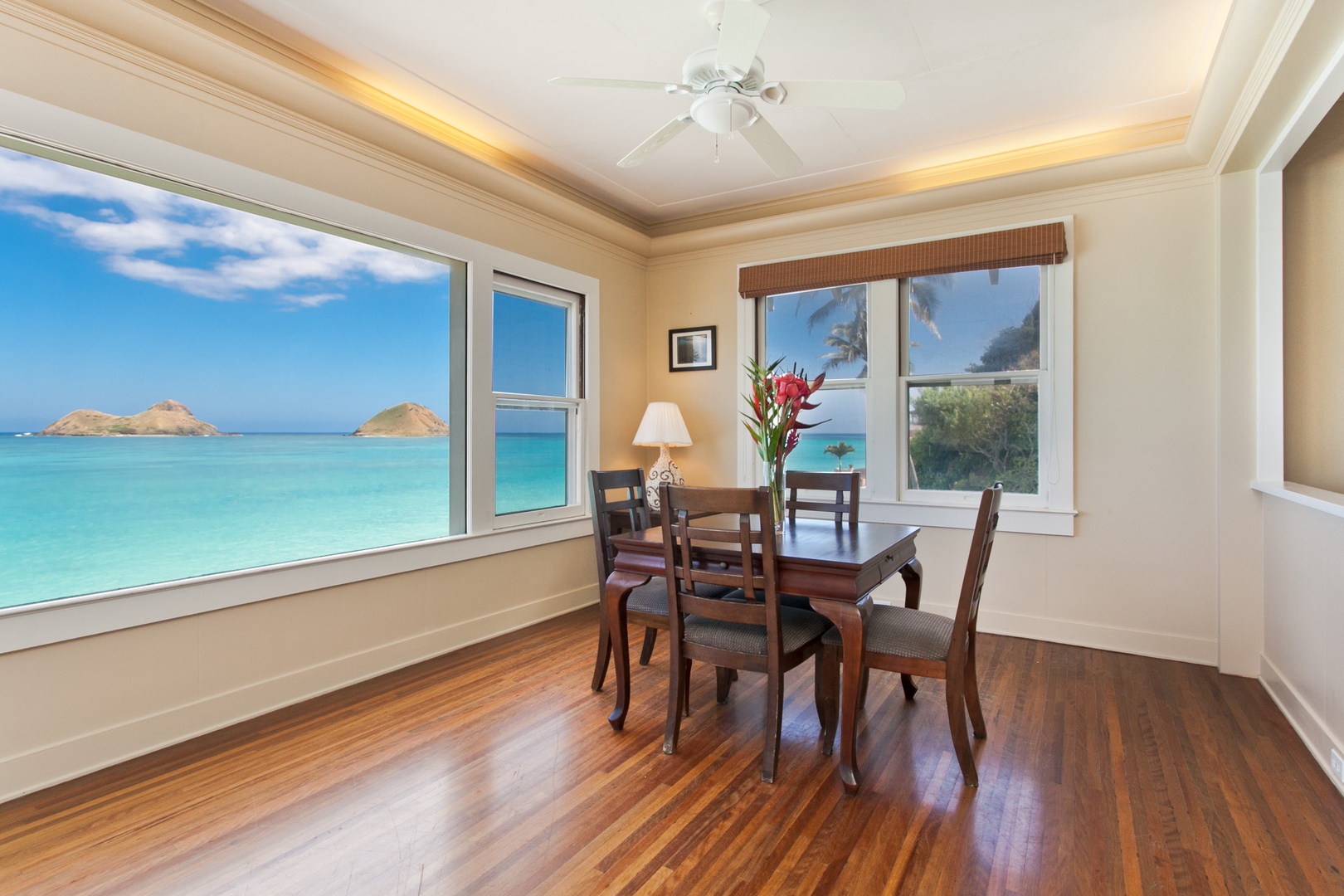 Kailua Vacation Rentals, Hale Mahina Lanikai* - The breakfast nook is a perfect spot for morning coffee or a light meal.