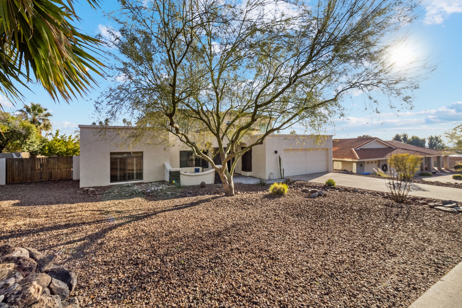 Phoenix Vacation Rentals, Majestic Mountain Views at Piestewa Peak Paradise - Garden