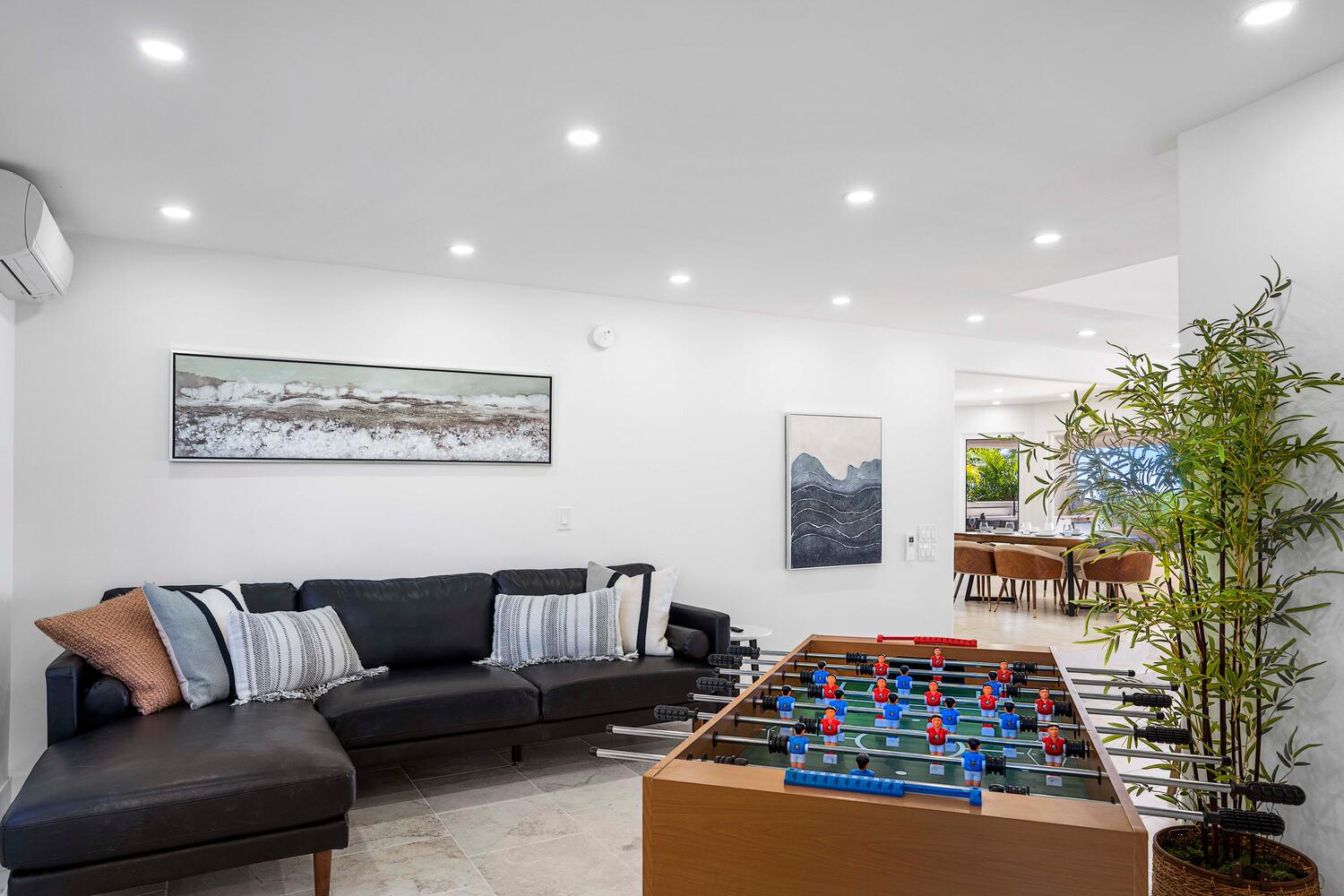Kailua Kona Vacation Rentals, Ho'okipa Hale - Come have a foosball fun night in the entertainment lounge—perfect for guests of all ages.