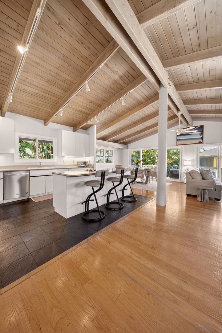 Haleiwa Vacation Rentals, Sunset Beach Hideaway - The oversized kitchen island offers plenty of space for meals, snacks, and conversation.