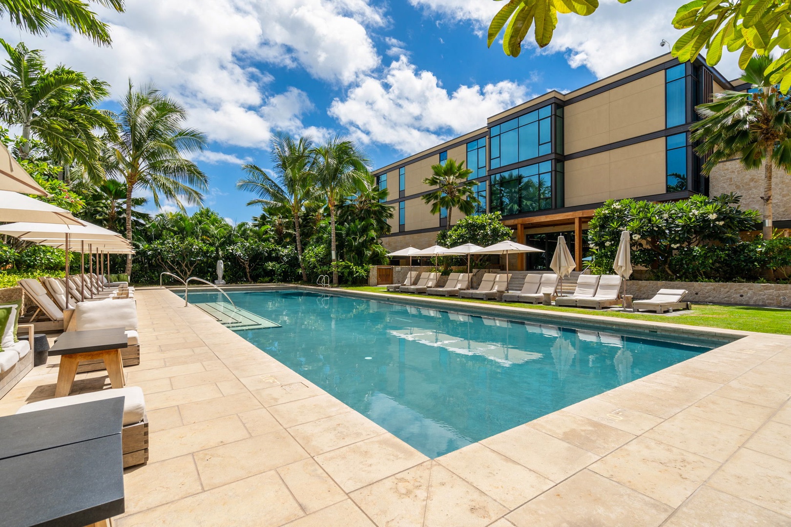 Honolulu Vacation Rentals, Park Lane Getaway - Relax by the pristine pool, your private oasis at Park Lane.