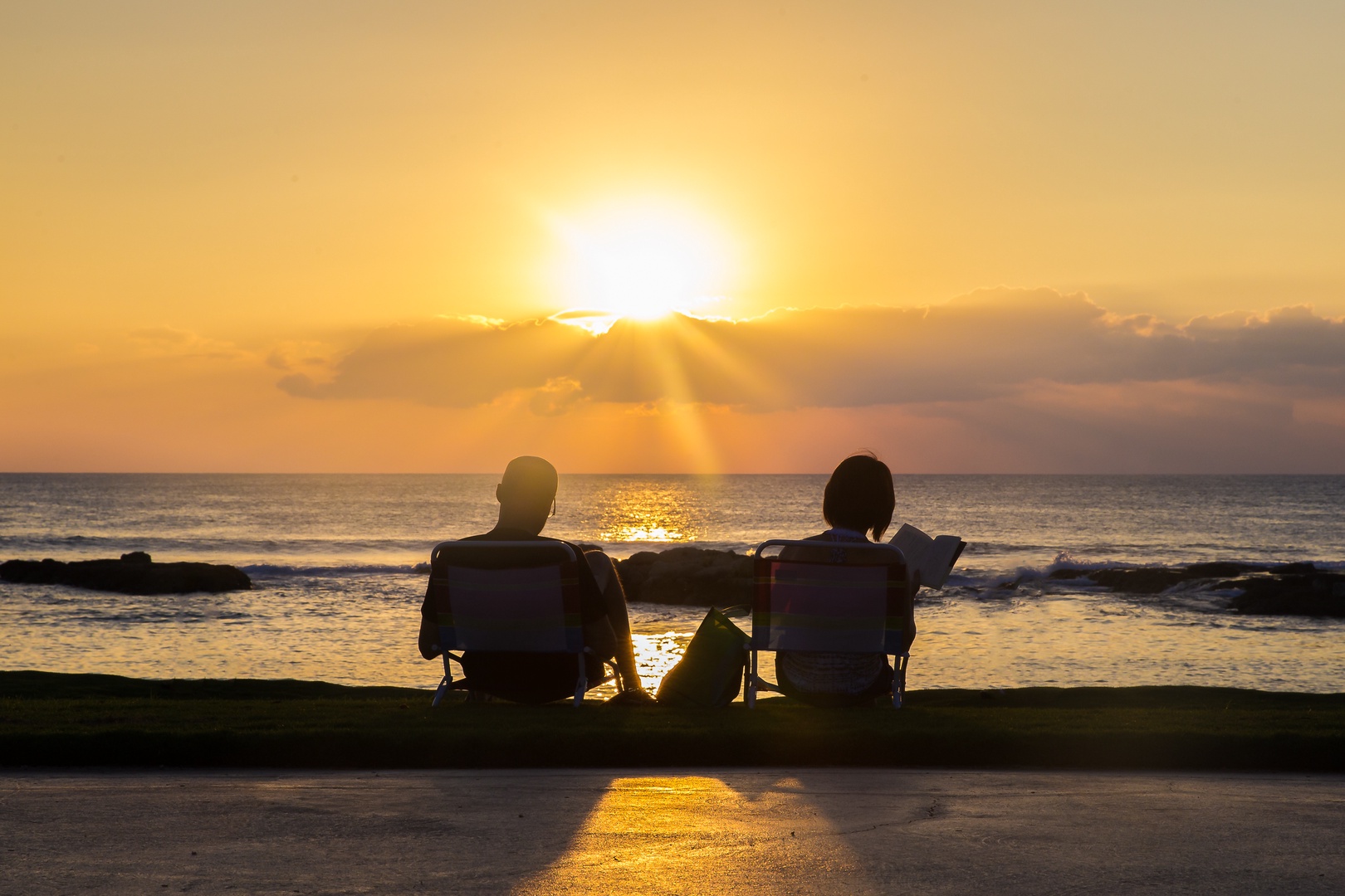 Kapolei Vacation Rentals, Fairways at Ko Olina 33F - Peaceful sunsets and sunrises on the beach.