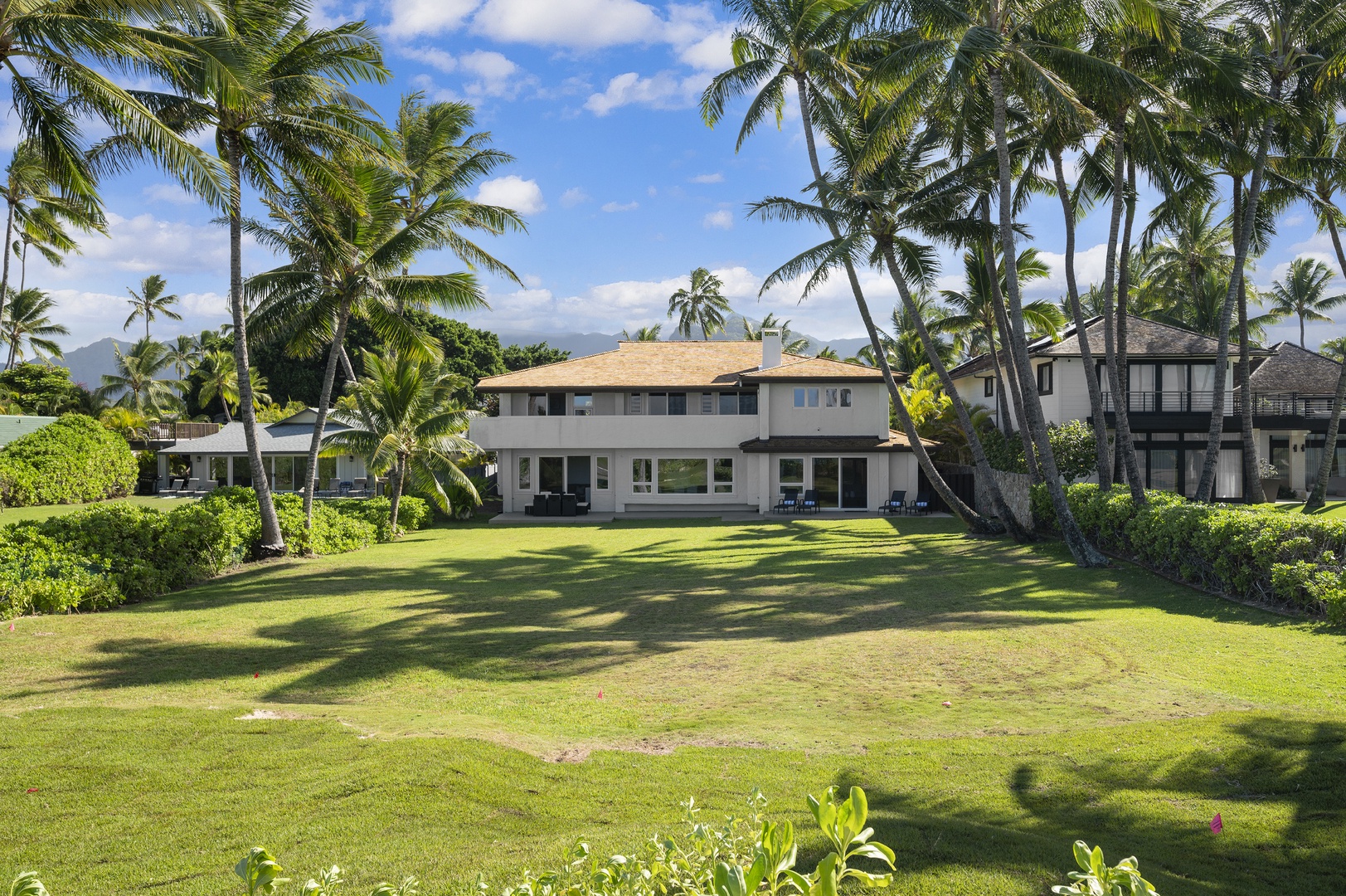 Kailua Vacation Rentals, Kailua Hale Kahakai - Exterior of home from the backyard