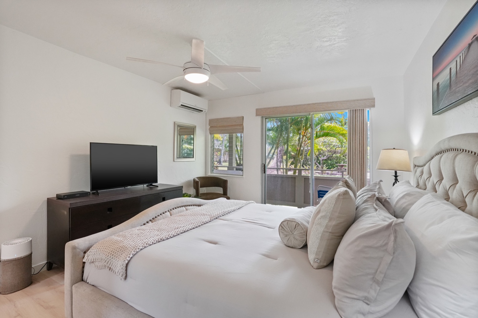 Kapaa Vacation Rentals, Kahaki Hale - The recently updated primary bedroom has sliders to private lanai and modern design!