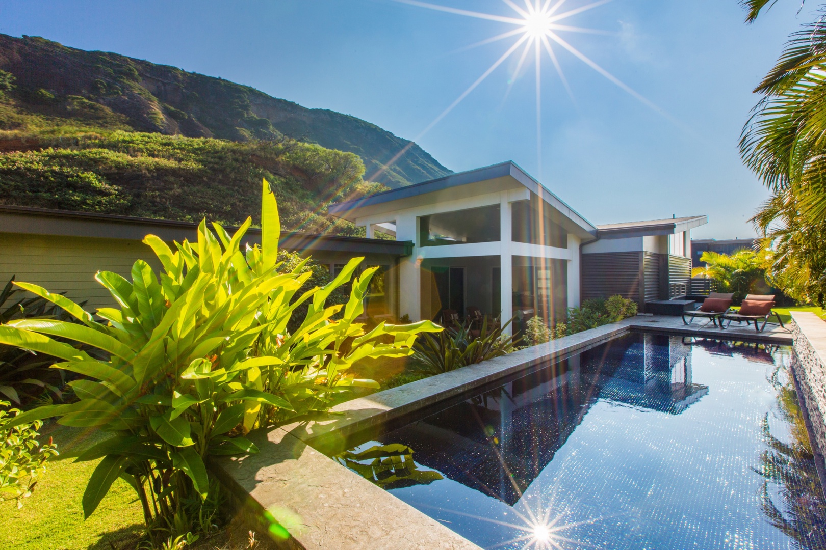 Honolulu Vacation Rentals, Hale Laulea - Gorgeous Koko Head views and lap pool