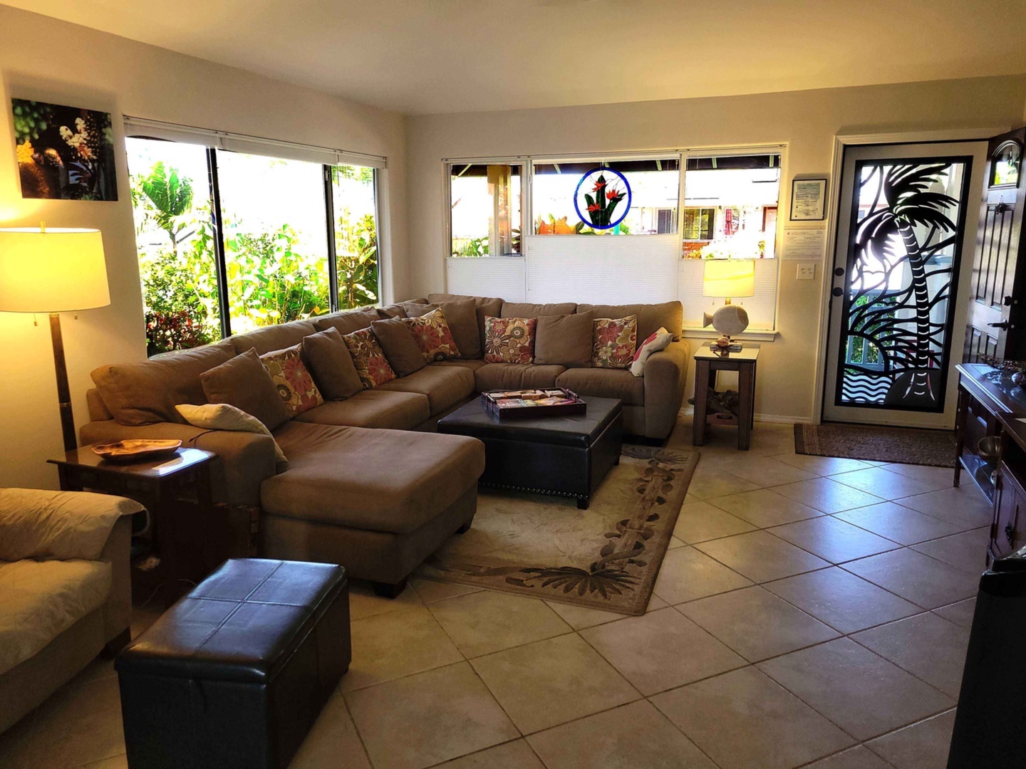 Kailua Kona Vacation Rentals, Hale Alaula - Ocean View - Living Room with sectional sofas.