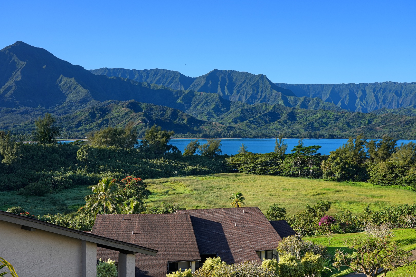 Princeville Vacation Rentals, Hanalei Bay Resort 4301/2/3 - Uninterrupted views of the verdant valleys and Hanalei Bay. – Experience nature’s beauty from the comfort of your home.