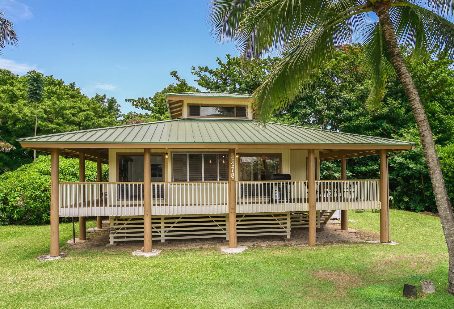 Hanalei Vacation Rentals, Hallor House TVNC #5147 - Hallor house view of front side of the house