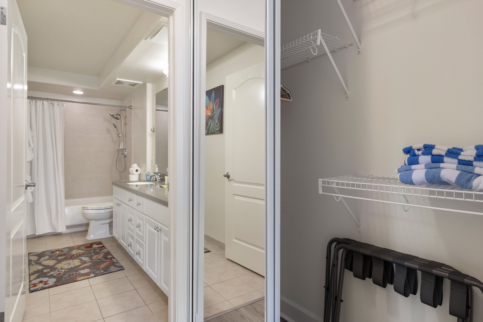 Kapolei Vacation Rentals, Ko Olina Kai 1061F - Convenient layout ensures easy access to bedrooms and baths.