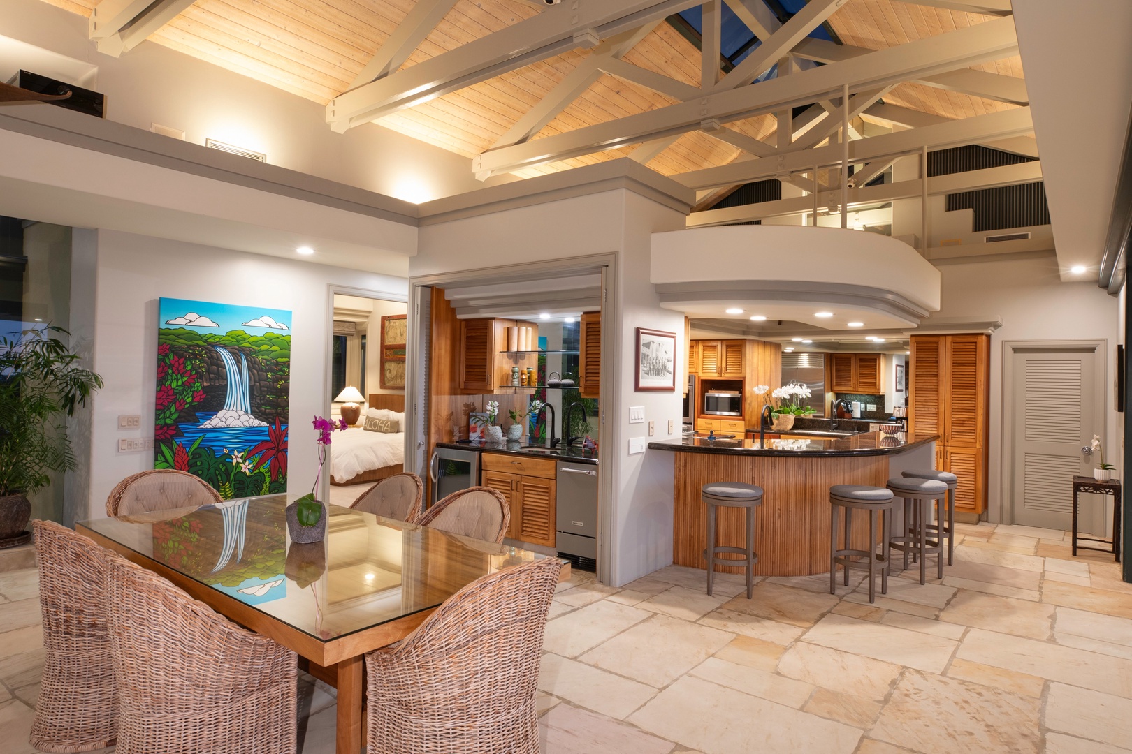 Kamuela Vacation Rentals, Canoe House at Champion Ridge - The primary suite’s spa?like ensuite invites you to unwind in luxury with a deep soaking tub and walk?in shower.