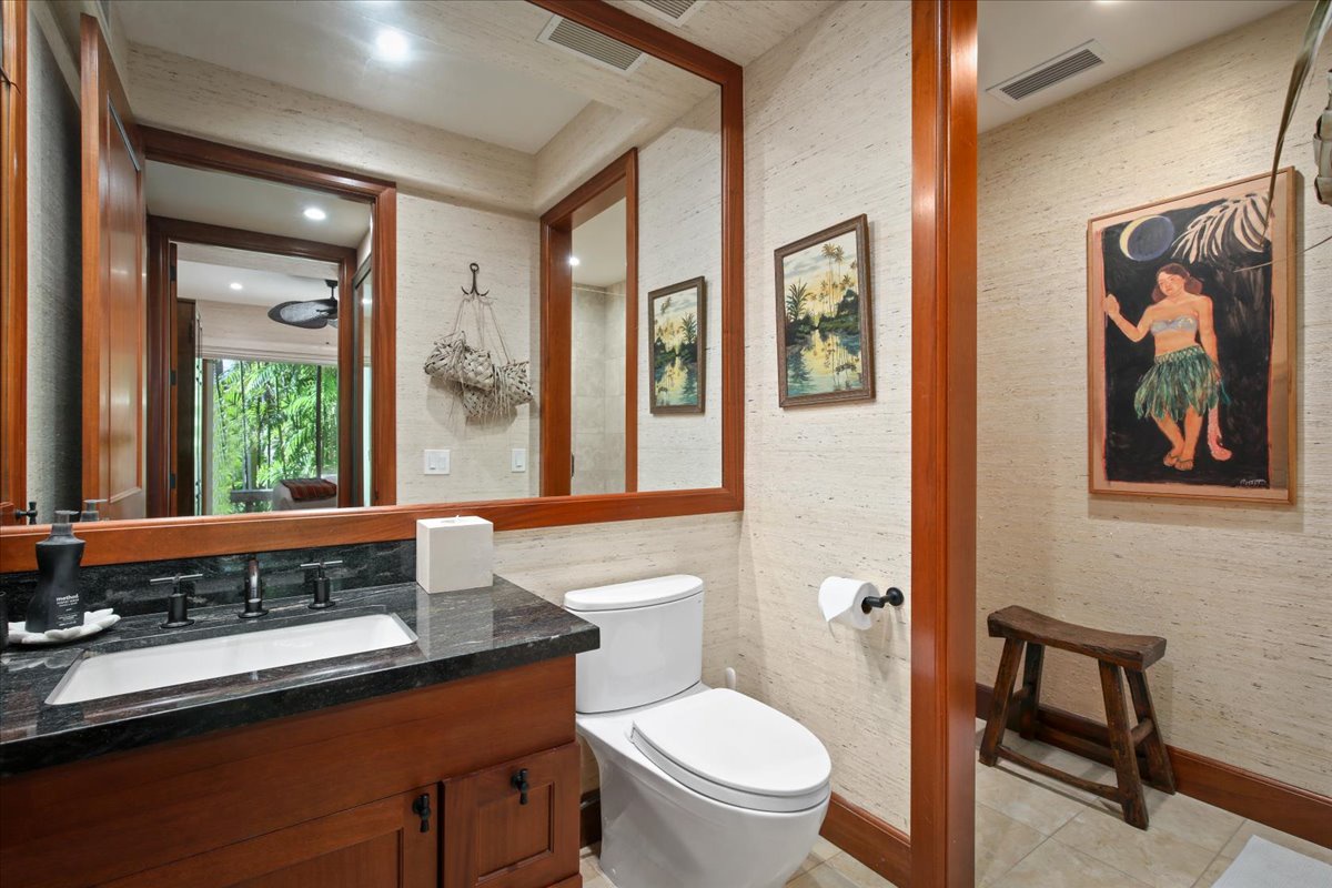 Kailua Kona Vacation Rentals, 3BD Ka'ulu Villa (129B) at Hualalai Resort - The shared full bathroom downstairs.