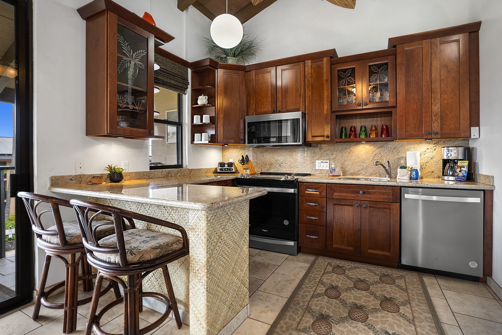 Kailua Kona Vacation Rentals, Kona Makai 6305 - Upgraded kitchen and appliances with all the essentials to prepare home cooked meals!