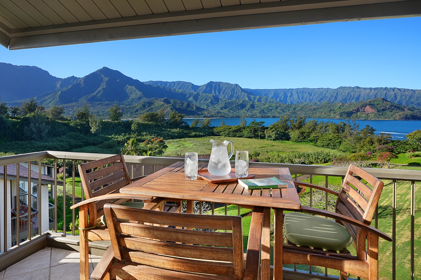 Princeville Vacation Rentals, Hanalei Bay Resort 4302/3 - Enjoy your breakfast on the private lanai with stunning mountain views.