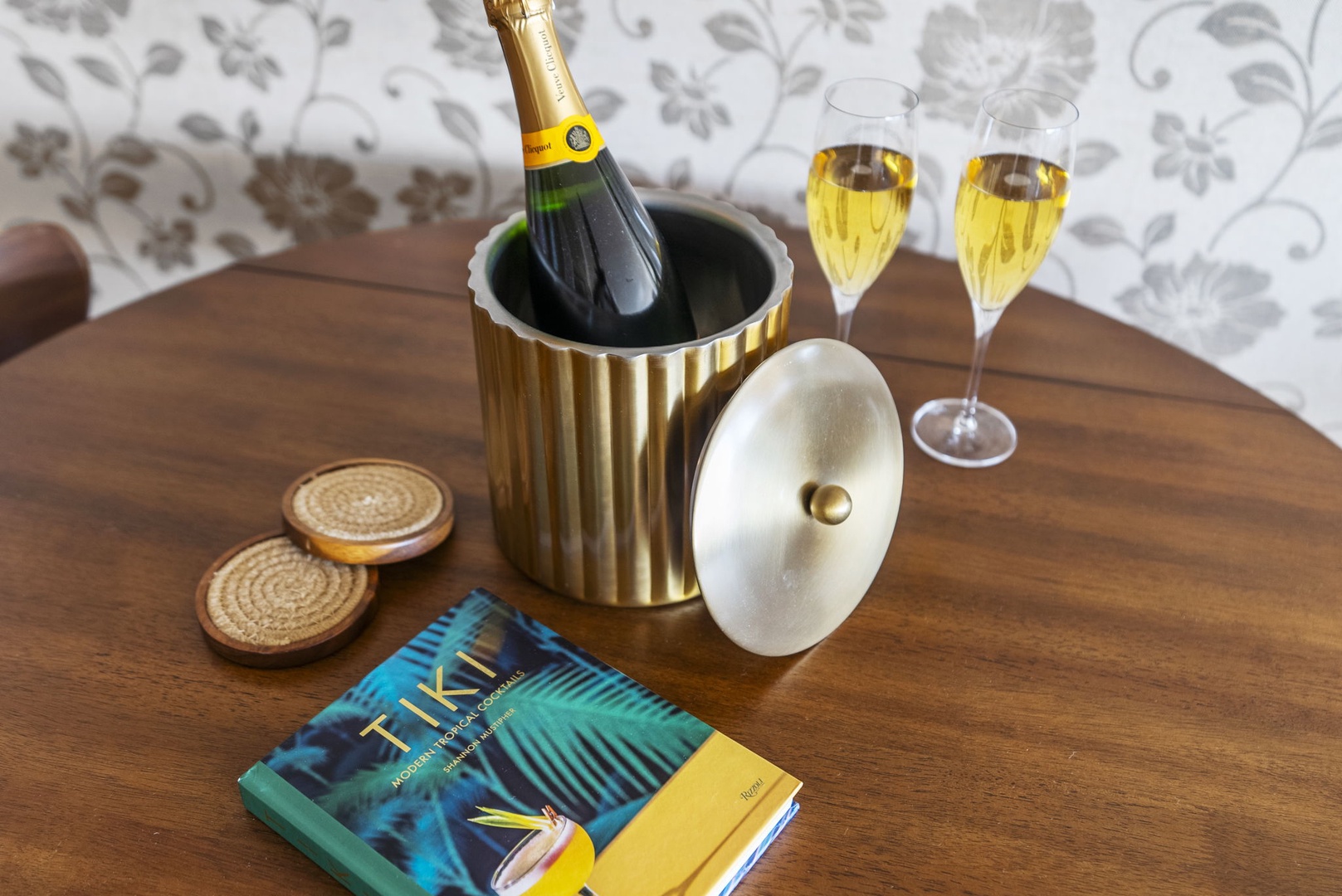 Honolulu Vacation Rentals, Hale Kaimana - Celebrate with champagne in a cozy setup overlooking the beautiful ocean.