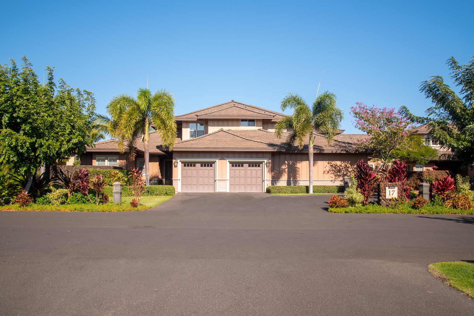 Kamuela Vacation Rentals, Kulalani 1701 at Mauna Lani - Exterior View of Your Entire Rental