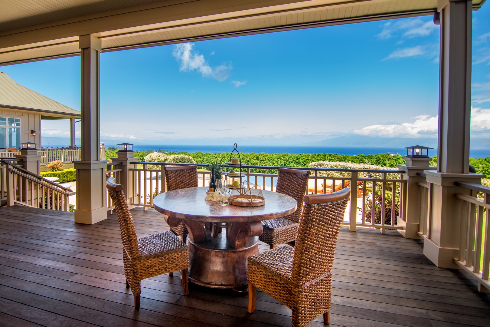 Lahaina Vacation Rentals, Rainbow Hale Estate* - Breakfast, Lunch or Dinner with a View