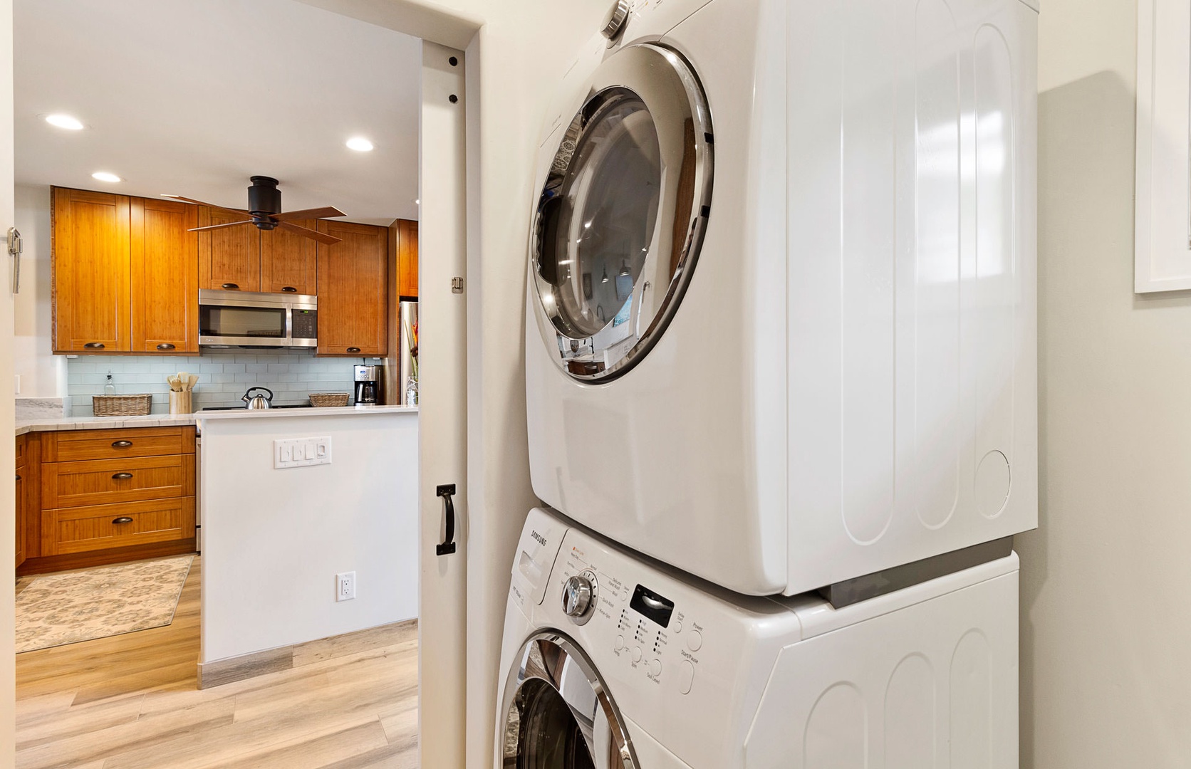 Lahaina Vacation Rentals, Puamana 240-3 - Fully equipped with a washer and dryer for added convenience during your stay.