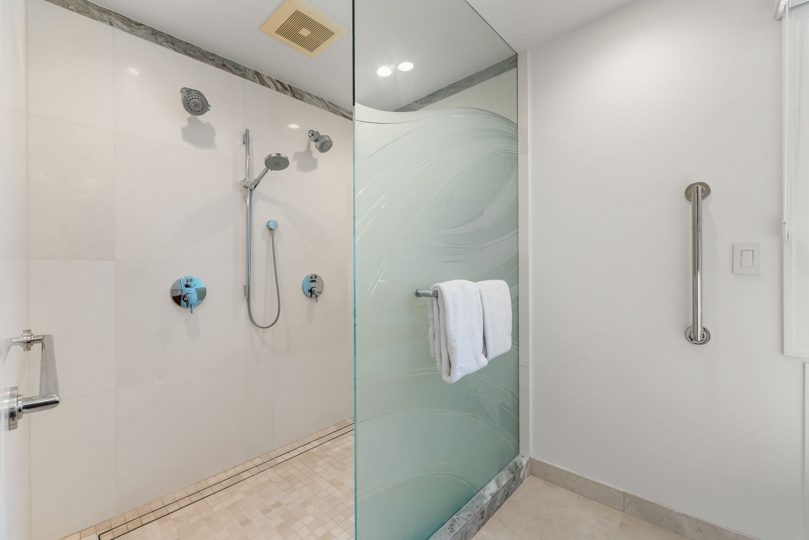Kailua Vacation Rentals, Lanikai Sunrise Estate - Walk-in rainfall shower with glass enclosure offers a spa-like rinse after beach adventures.
