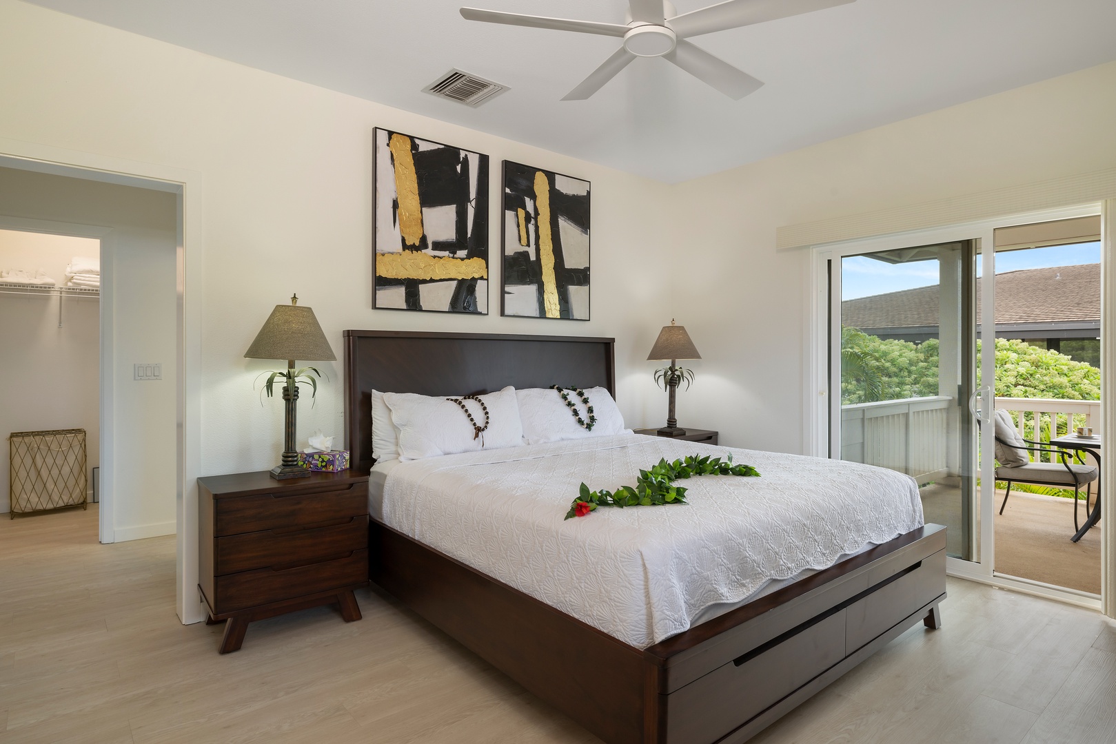 Kapolei Vacation Rentals, Coconut Plantation 1078-3 - The second guest bedroom with a view and framed art.