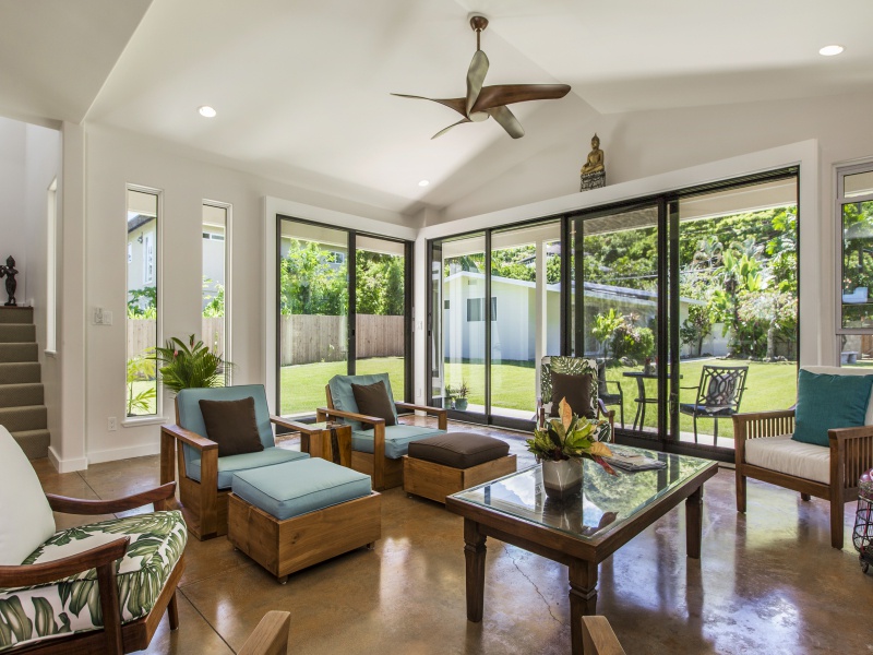 Kailua Vacation Rentals, Hale Nani Lanikai - Family room views out to the garden and Ka`iwi Ridgeline.