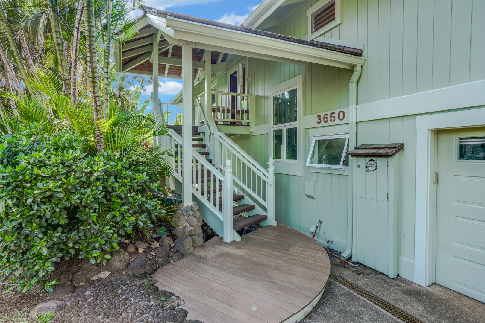 Princeville Vacation Rentals, Wai Lani - Stairs going up to the front door