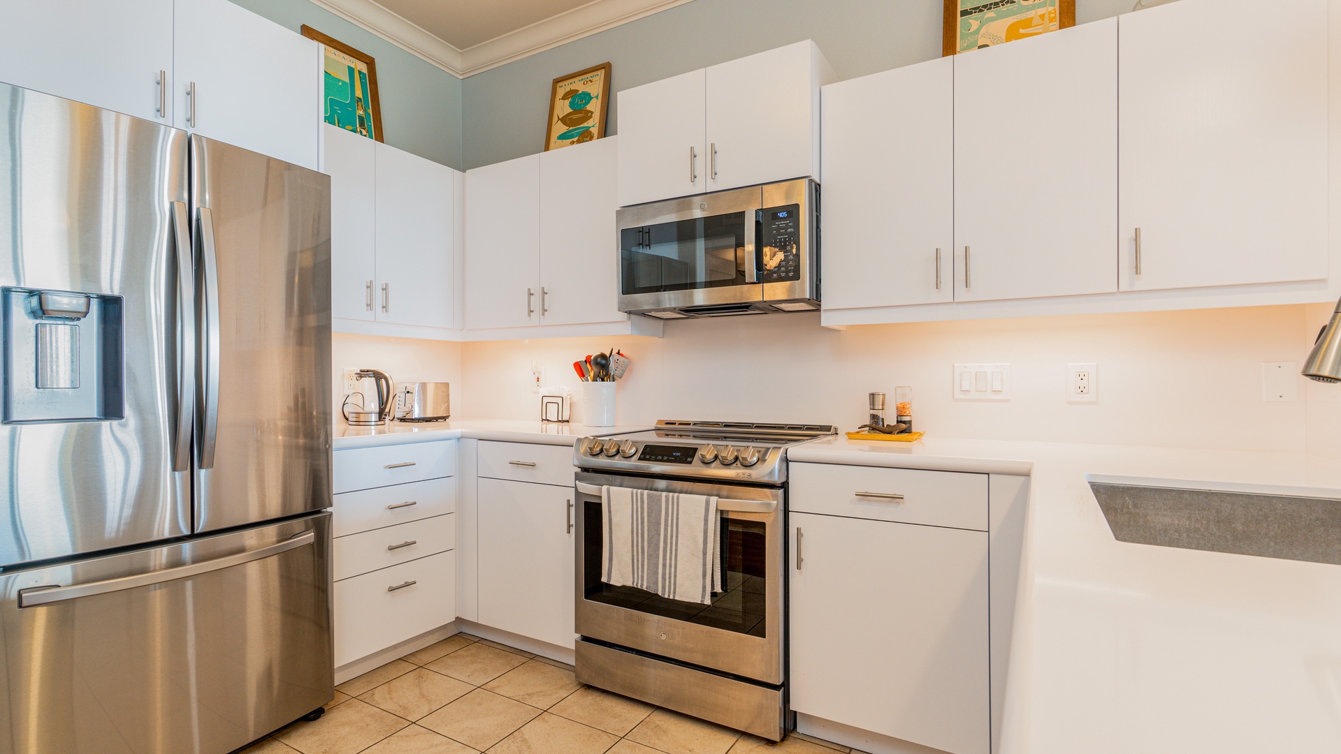 Kapolei Vacation Rentals, Kai Lani 24B - All the amenities you need for a culinary adventure.