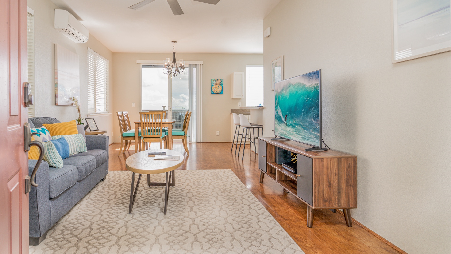 Kapolei Vacation Rentals, Makakilo Elele 48 - Seamless flow from the living, dining, kitchen and lanai areas as you enter the home.