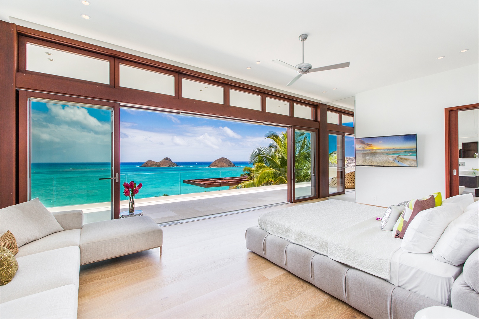 Kailua Vacation Rentals, Lanikai Hillside Estate - Primary Bedroom