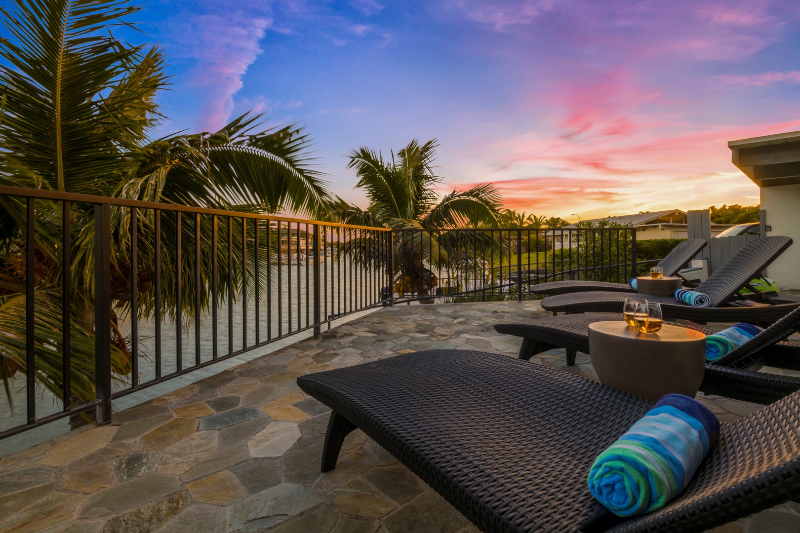 Honolulu Vacation Rentals, Holoholo Hale - Welcome to Holo Holo Hale!