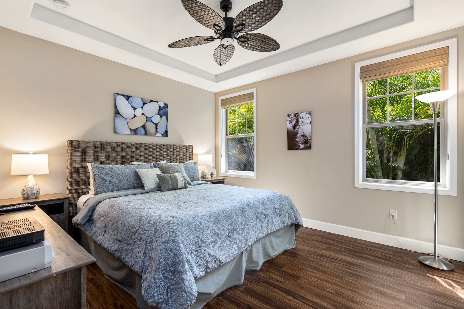 Kailua Kona Vacation Rentals, Kona Blue Vacations Holua Kai - Sleep soundly in the second guest bedroom at Kona Blue Vacations Holua Kai, complete with king-size bed.