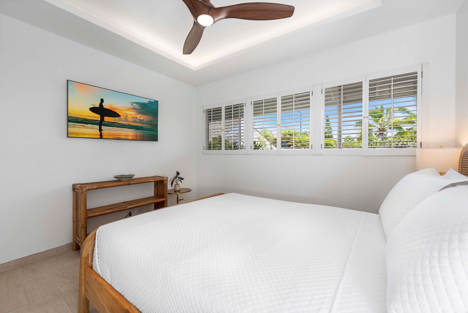 Kailua Kona Vacation Rentals, Manukai Hale - Never miss your favorite show with a smart TV.