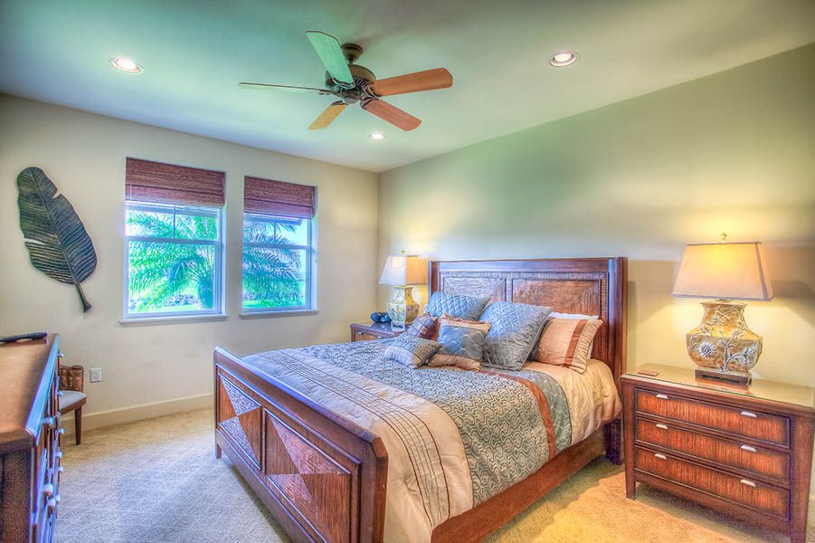 Waikoloa Vacation Rentals, Hali'i Kai 12E - Mstr Bedrm/King Bed/view of ocean, golf course and Volcano's