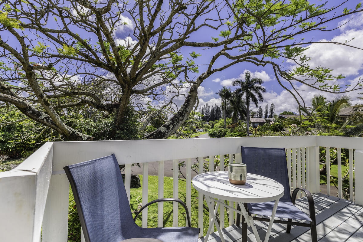Princeville Vacation Rentals, Hale Kalani - Sip your morning coffee on the private patio